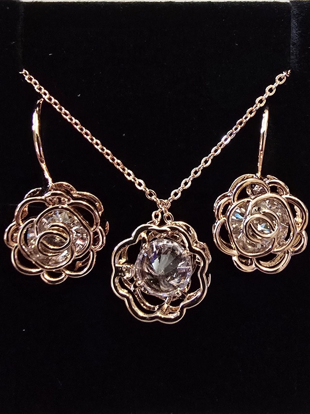 Rose Gold Floral Pendant Necklace and Earring Set - - Picture 5 of 6